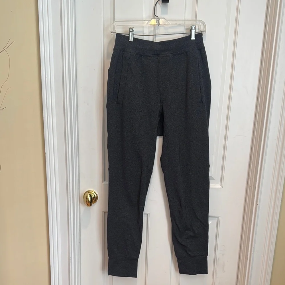 Lululemon gray joggers